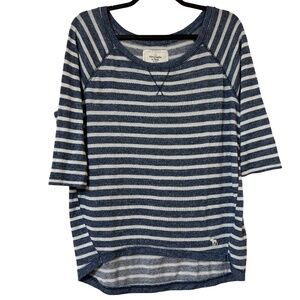 Abercrombie & Fitch Knit Striped Shirt Women’s Small (INV 0024)